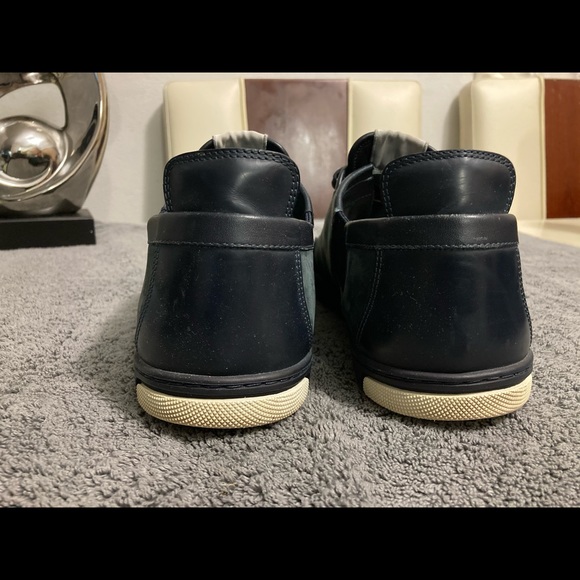 Authentic Louis Vuitton Slalom sneaker size 8 1/2 LV - Picture 3 of 13